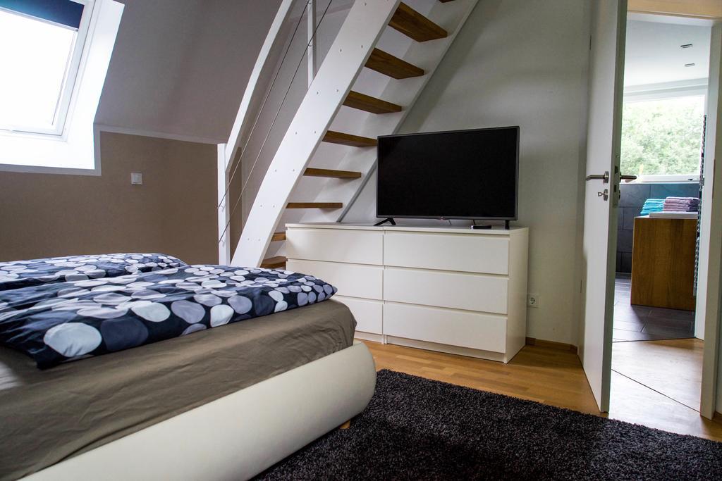 Ferienhaus Celeste Rostock Buitenkant foto